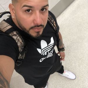 Meet your Posher, Javier